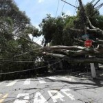 Uma frente fria atinge o Brasil nesta semana, trazendo chuvas fortes para pelo menos 23 estados e gerando alertas de alagamentos e deslizamentos de terra. No litoral paulista, as precipitações já deixaram centenas de pessoas desabrigadas. (Divulgação)
