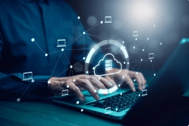 Especialista em Big Data e IA, não apenas construiu uma carreira sólida, mas também ajudou empresas a tomarem decisões baseadas em dados, com impactos reais em seus resultados. (shutterstock)