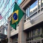 Especialista em direito internacional analisa impactos da medida e possíveis consequências para viagens e imigração. Em Minas Gerais não há mais visto e as pessoas deverão procurar a embaixada em Brasília, ou os consulados do Rio de Janeiro, São Paulo, Recife ou Porto Alegre (foto: wikimedia).