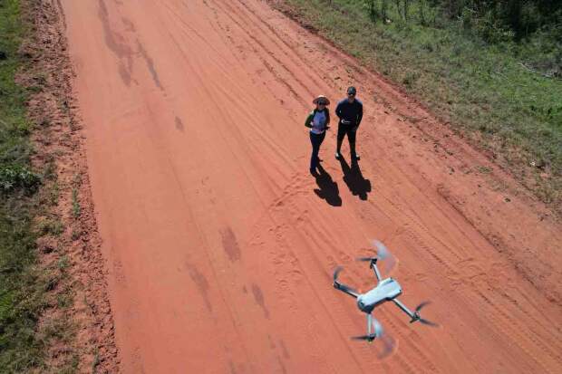 Laboratório da UFPR utiliza aeronaves de última geração com foco em pesquisa e apoio técnico na construção de políticas públicas. (Foto: acervo Lageamb/UFPR)