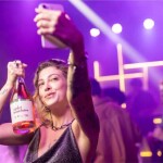 Pesquisa conduzida pelo Consevitis-RS e Sebrae mostra que o vinho nacional tem conquistado novos públicos e se consolidado como uma escolha cada vez mais presente no cotidiano dos brasileiros. (Consevitis-RS e Sebrae)