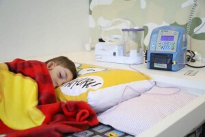 Você sabia que pessoas que utilizam Equipamentos Vitais têm alguns direitos preferenciais, garantidos por lei, junto à distribuidora de energia? (Reprodução / Bandnewsfmcuritiba