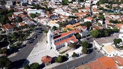 Caetité – notificada com o número 2905206 por Inobservância do art.163-A da Constituição Federal – é um dos 99 municípios da Bahia que não enviou a MSC de encerramento de 2024. (Foto: pesquisa /Google)