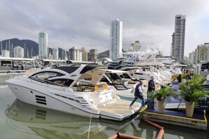 O Marina Itajaí Boat Show, acontece de 03 a 06 de julho, em Itajaí (SC). Os visitantes poderão conferir os muitos modelos da Fibrafort, ao vivo, durante os quatro dias de evento. Ao todo, a marca catarinense exibe oito barcos que fazem sucesso em seu portfólio. (Divulgação)