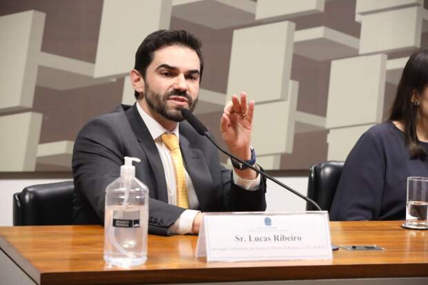 Incorporação de tecnologia para a gestão de frota será necessária; tributarista que apresentou estudos na tramitação da medida orienta. (TPC Logistica - reprodução))