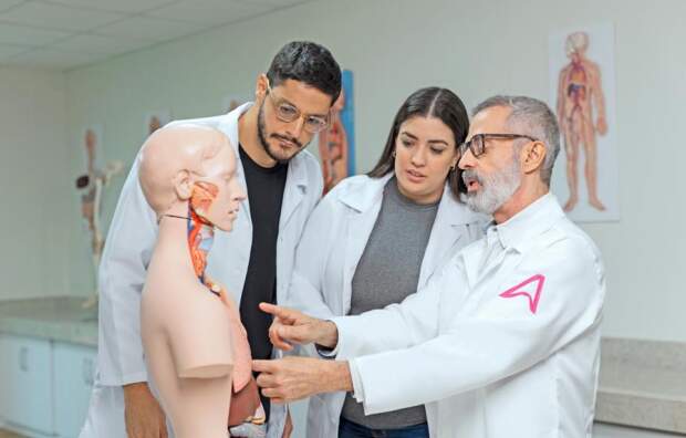 Com uma única inscrição, estudante pode aplicar para até três unidades, em diferentes regiões do Brasil; prova ocorre em 26 de outubro. (Divulgação) 