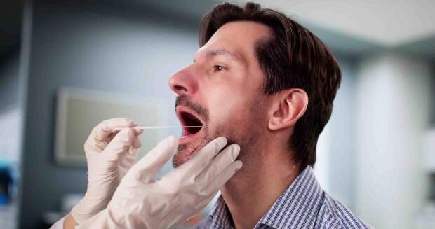 Atualmente, novas tecnologias usam a saliva para detectar alterações inflamatórias que ajudam a prevenir complicações e ainda tornam o diagnóstico acessível em um ambiente que não é clínico. (Divulgação)