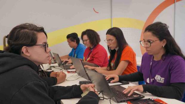 A Maratona de Vagas do CIEE reúne oportunidades de estágio e aprendizagem em 18 estados do país, e inscrições podem ser feitas online. Créditos: Divulgação CIEE