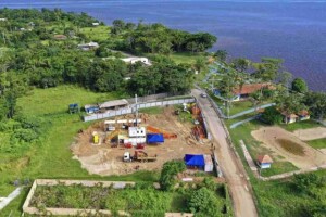 Mostra virtual reúne seis décadas de pesquisas e traz o projeto de perfuração coordenado pelo geólogo André Sawakuchi, do Instituto de Geociências da USP, que investiga as origens geológicas e a formação da biodiversidade amazônica. (Crédito: Carlos Mazoca
