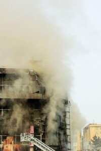 Incêndios em indústrias e portos brasileiros pressiona setor por soluções em segurança elétrica; evento em Paranaguá reúne especialistas em prevenção. (Divulgação)