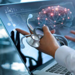 A IEEE -Maior organização dedicada ao avanço da tecnologia em benefício da humanidade - aponta que monitoramento remoto e telemedicina só geram impacto real quando saem do piloto e chegam aos territórios mais vulneráveis. (Tecnologia-em-saúde / Imagem Google)