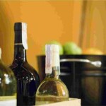 Leves, refrescantes e versáteis, rótulos com menor teor alcoólico ganham espaço no calor e revelam uma mudança profunda no comportamento do consumidor brasileiro. (Divulgação)