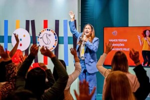 Evento acontece nos dias 20 e 21 de março em Salvador e no Litoral Norte, reunindo especialistas para discutir saúde mental, bem-estar e felicidade como estratégia de desenvolvimento humano. (happiness-brasil-summit / divulgação)