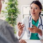 Competências do médico, expectativas dos pacientes e contexto do atendimento determinam a qualidade da relação e influenciam diretamente os resultados em saúde. (Reprodução Grupo Ibis)