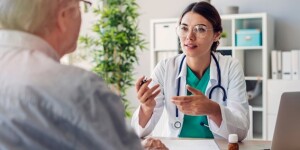 Competências do médico, expectativas dos pacientes e contexto do atendimento determinam a qualidade da relação e influenciam diretamente os resultados em saúde. (Reprodução Grupo Ibis)