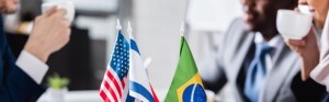 Primeira edição do Brasil-U.S. Industry Day será em 11/05. Os EUA são o principal destino das exportações da indústria de transformação brasileira e o país que mais investe no Brasil. (Shutterstock)