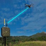 A movimentação recente da ANAC em conjunto com o DECEA e o Ministério de Portos e Aeroportos para tornar obrigatório o uso de sistemas antidrone em aeroportos brasileiros ocorre após episódios que evidenciaram fragilidades críticas na segurança aérea. (Divulgação
