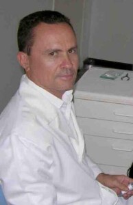Robério Alves Neves, faleceu aos 65 anos, na noite deste sábado (12/09), na sua residência, em Guanam i, vitimado, (provavelmente) de parada cardiorespiratória fulminante