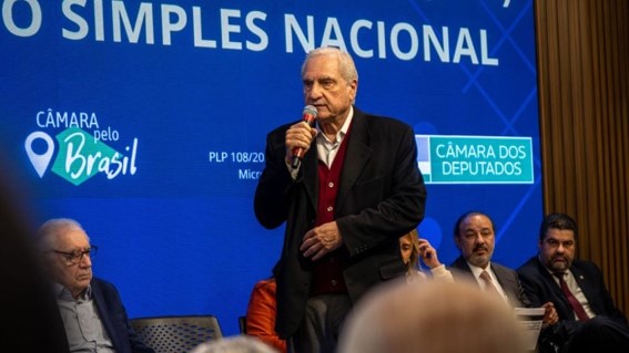 Documento já reúne mais de 1,5 mil assinaturas de lideranças do associativismo e pede correção da defasagem acumulada desde 2018. (Foto: CACB)