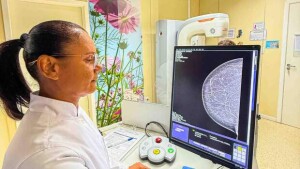 A mamografia pode mostrar uma alteração que precisa ser investigada sem que ela seja, necessariamente, uma doença maligna. (crédito: Comunicação/RBD Imagem)
